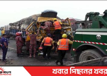 টাঙ্গাইল কালিহাতীতে ট্রাক-কাভার্ডভ্যান মুখোমুখি সংঘর্ষে নিহত ২