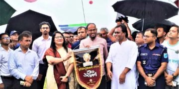 টাঙ্গাইলে জেলা প্রশাসক গোল্ডকাপ ফুটবল টুর্নামেন্টের উদ্বোধন করেন-প্রতিমন্ত্রী টুকু